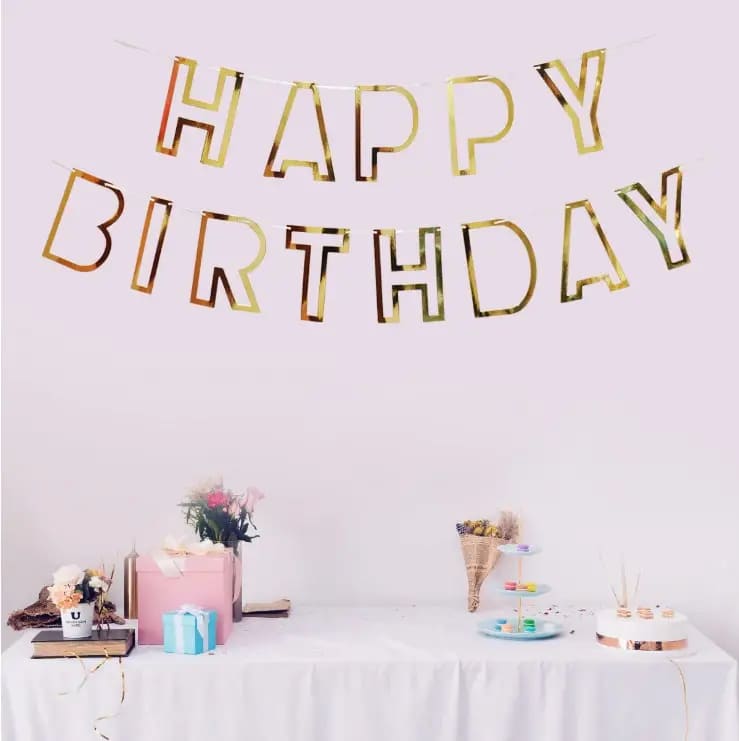 Гірлянда паперова Happy Birthday вирізані літери золото 2,5м Letters
